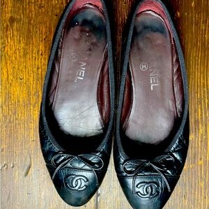 CHANEL LEATHER BLACK FLATS SHOES